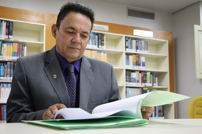 MP em Atalaia ingressa com ação para garantir salários dos servidores