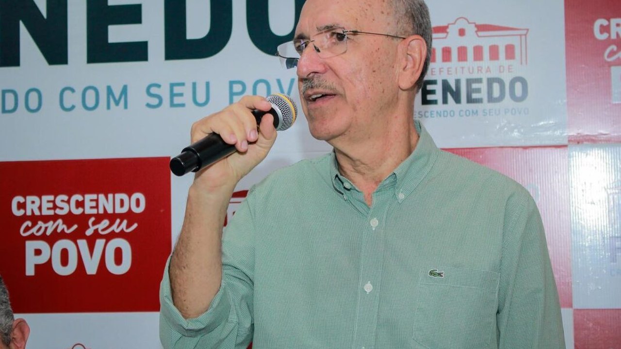 Prefeito Ronaldo Lopes antecipa pagamento do 13º salário dos servidores