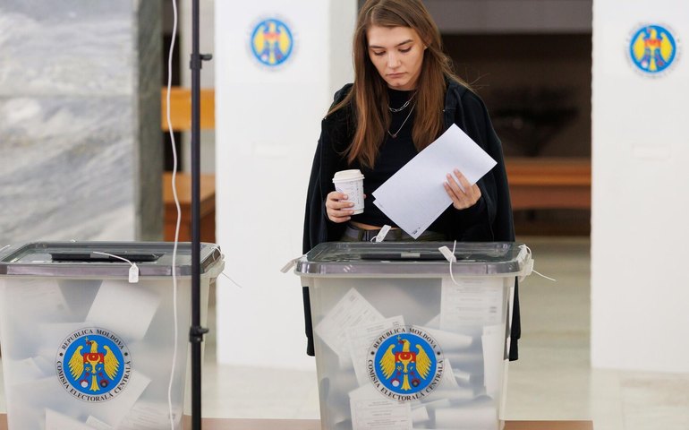 Moldávia enfrenta crise geopolítica com iminente absorção da Romênia, aponta analista