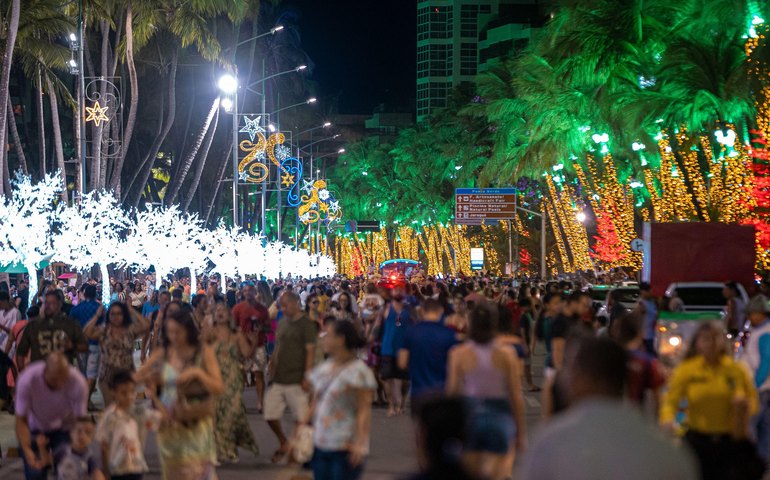 Maceió acende luzes do Natal de Todos Nós neste sábado (6)