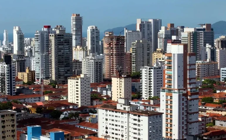 Aluguel residencial tem alta de 0,52% em abril, aponta FGV