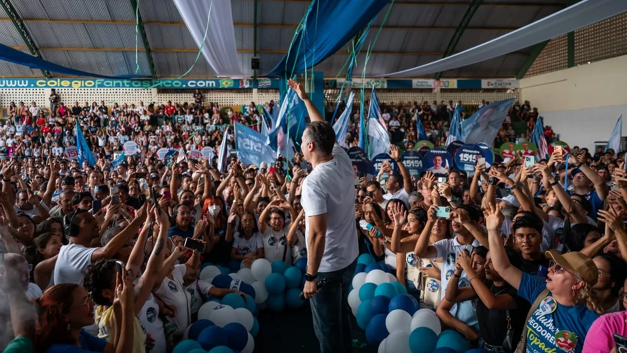 Quaest: Renan Filho lidera primeira pesquisa após início da campanha