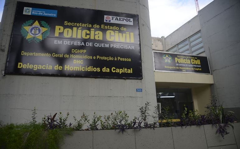 Polícia Civil prende PM suspeito de matar jovem após discussão em casa noturna na Barra da Tijuca