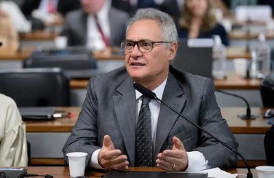 Comissão do Senado aprova PL de Renan que inclui no SUS atendimento domiciliar de idosos por cuidadores