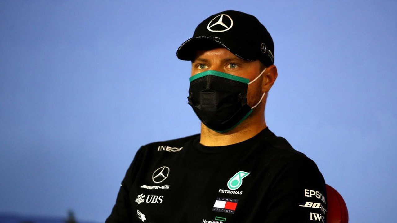 Bottas supera Hamilton e lidera terceiro treino livre do GP da Hungria