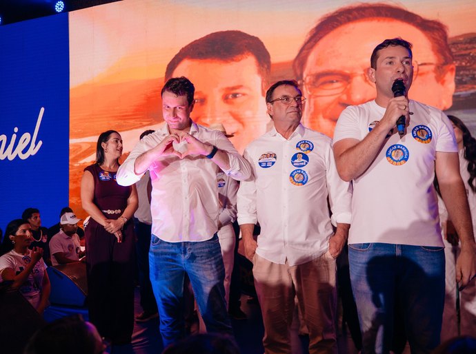 Encontro da Saúde reúne mais de 3 mil pessoas em apoio a Daniel e Lucas Barbosa