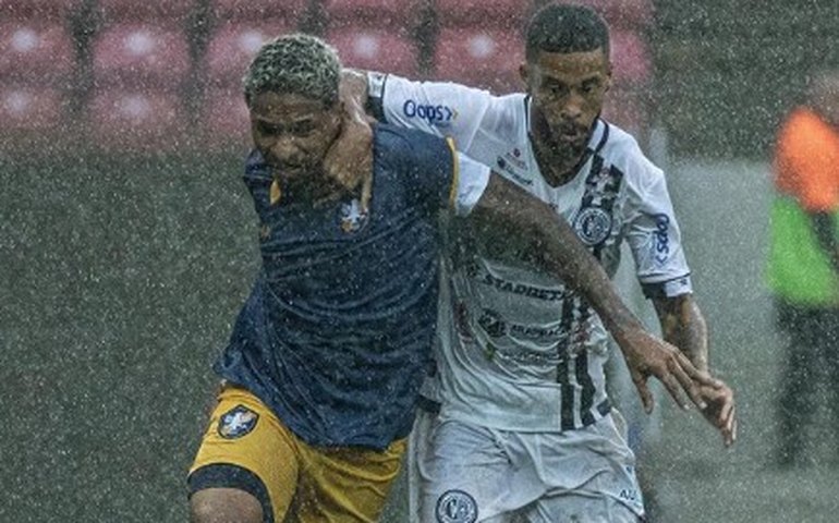 ASA perde para o Retrô por 1 a 0 na Arena Pernambuco; terceira derrota seguida do alvinegro