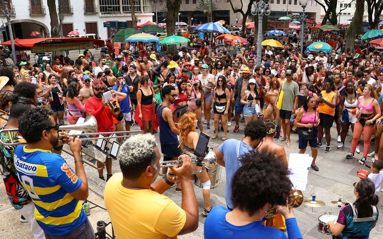 Carnaval: saiba por que a data muda todo ano