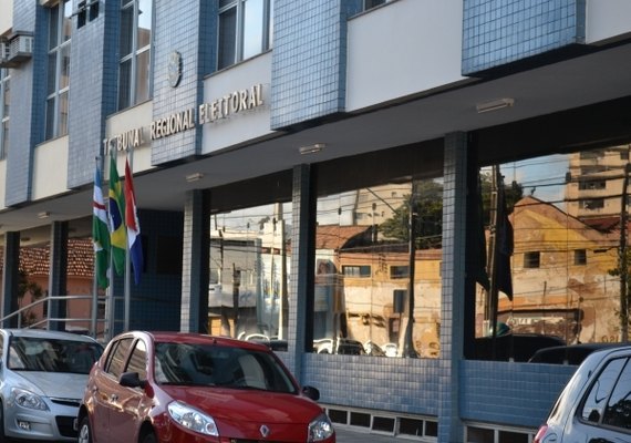 TRE/AL recebe em média 15 representações sobre propaganda por dia