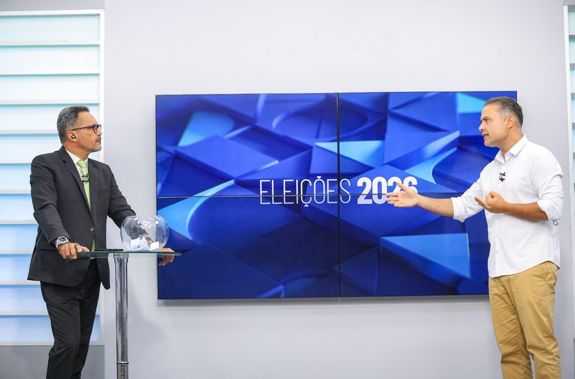 ”Construí 800 leitos enquanto Maceió comprou 100 por improviso”, afirma Renan Filho na TV Ponta Verde