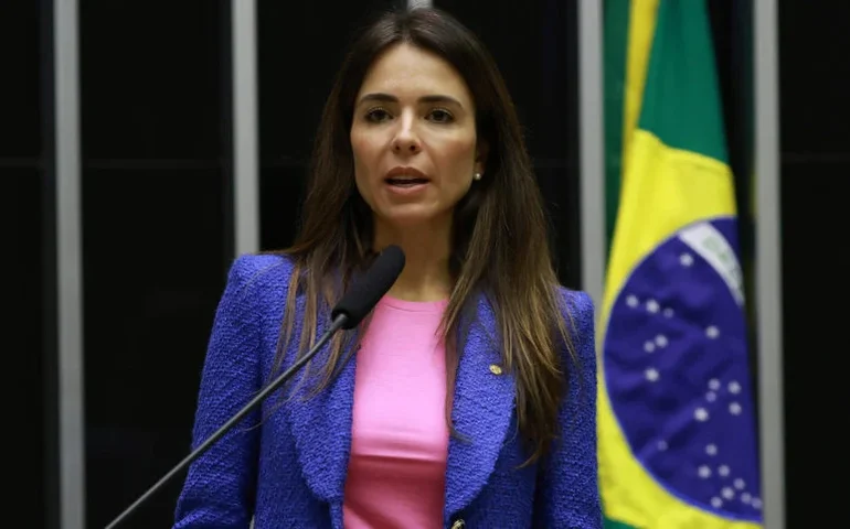 Governo concorda em retirar urgência de projeto que reonera folha de 17 setores, diz relatora