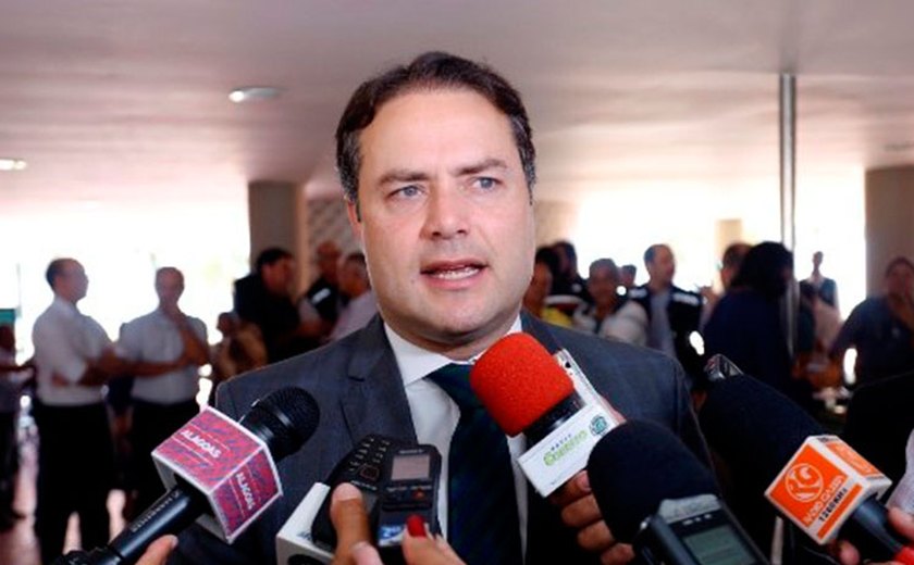 Renan Filho participa de Encontro de Governadores do Nordeste, no Piauí