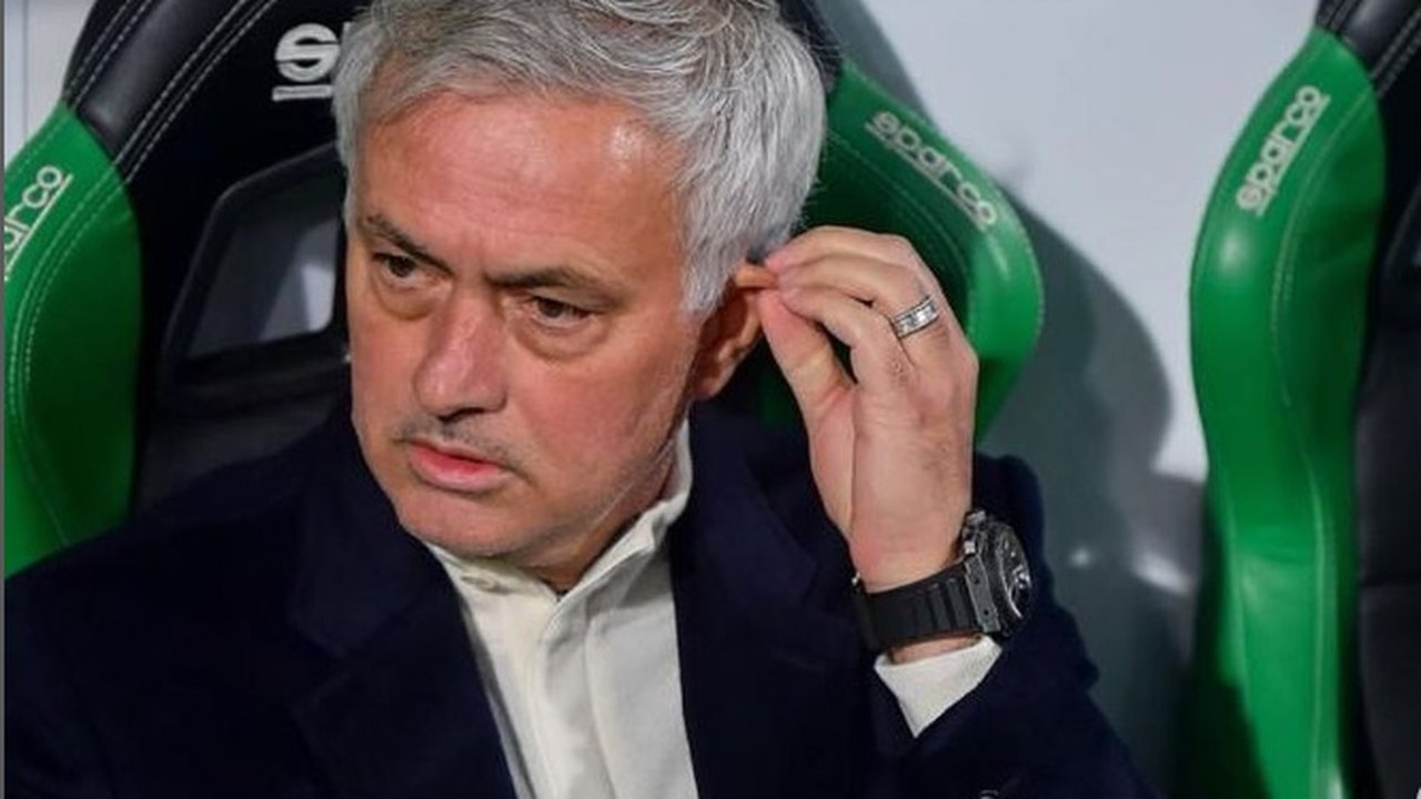 Roma anuncia demissão do técnico José Mourinho; De Rossi será treinador interino