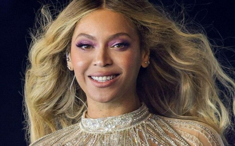 Jay-Z critica premiação do Grammy 2024 e cobra reconhecimento a Beyoncé