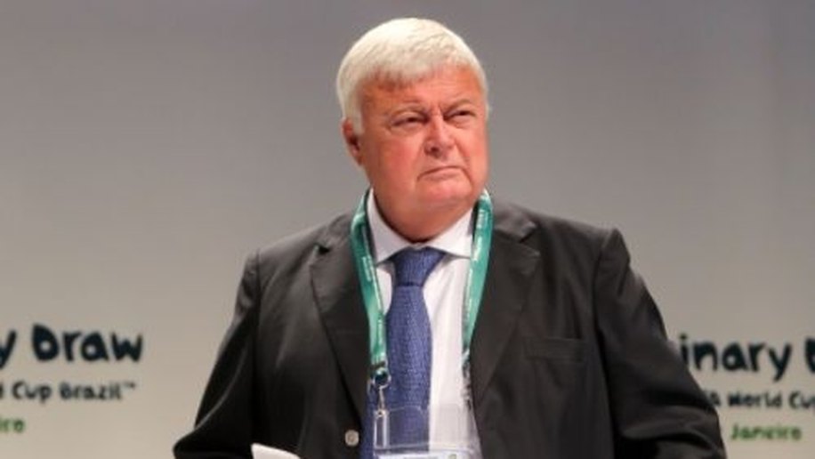 Ricardo Teixeira se desentende com jornalistas ingleses