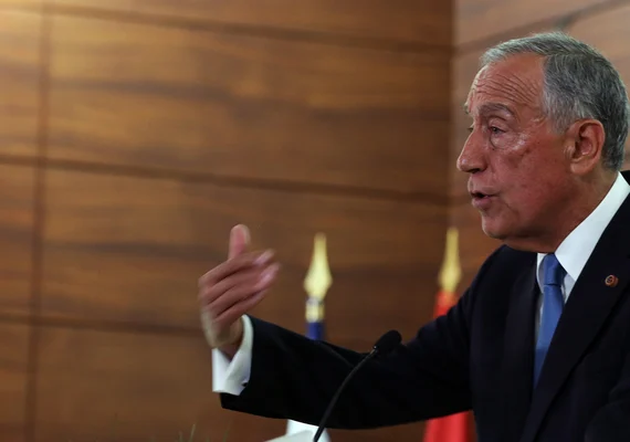 Presidente de Portugal dissolve Parlamento e convoca eleições após renúncia de premiê