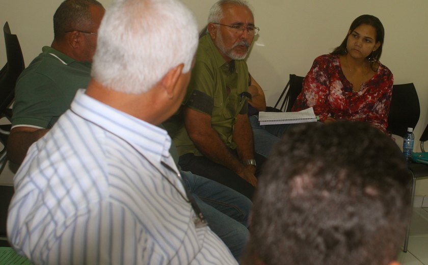 Padre Eraldo e Gabriel Varjão realizam reunião de planejamento estratégico
