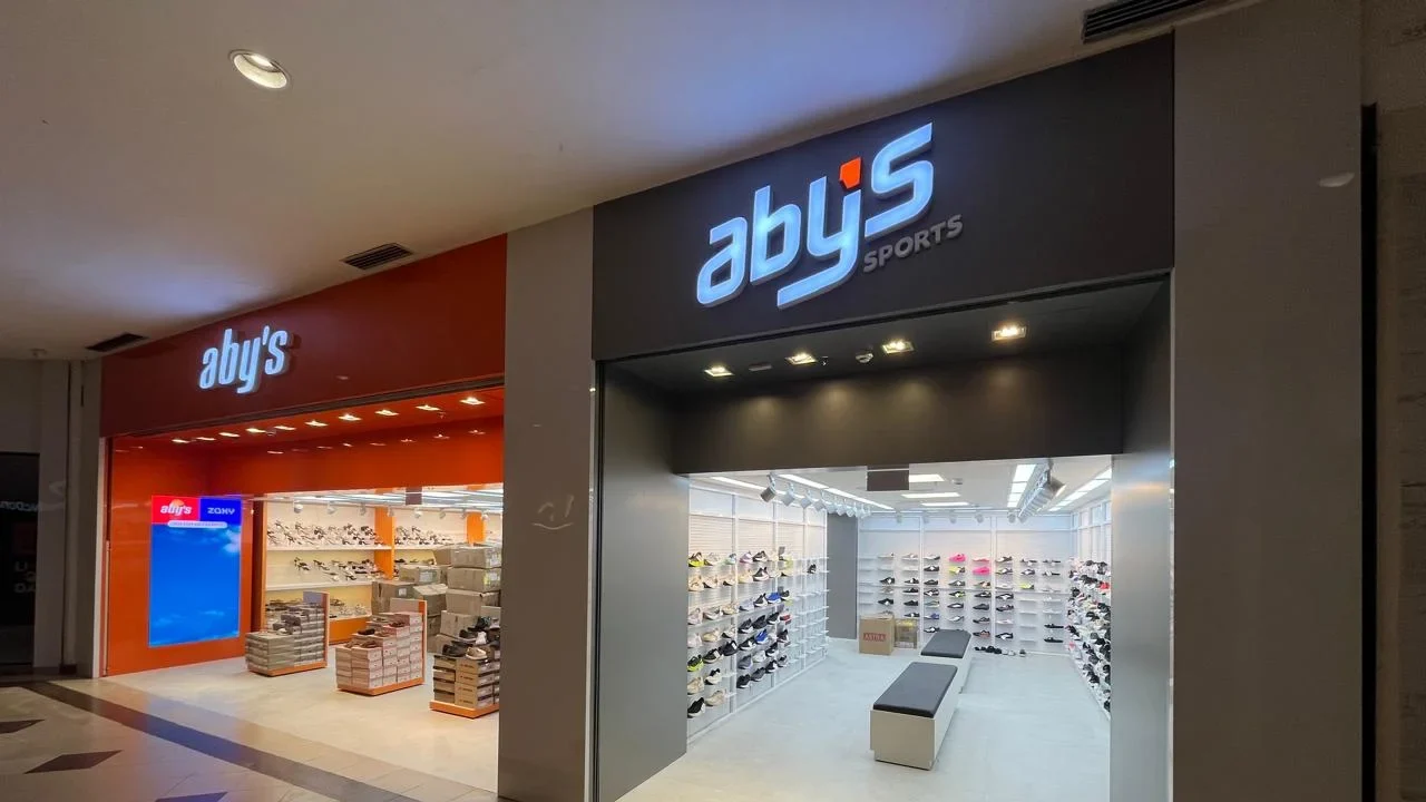 Aby’s Calçados reinaugura loja no Shopping Jardins com conceito inédito e chega ao segmento esportivo em Sergipe