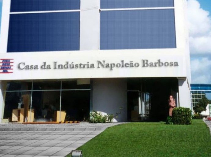 Curso orienta empresários sobre financiamento às exportações