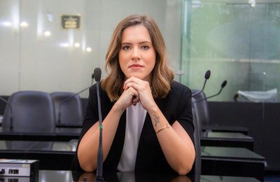 Aprovado PL da deputada Cibele Moura que garante acesso a absorventes 