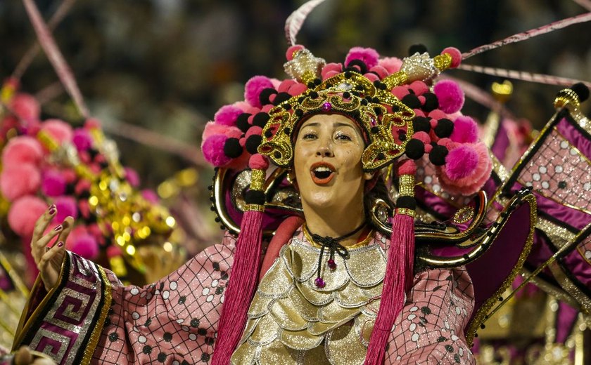 TV Brasil transmite desfile das campeãs de São Paulo neste sábado