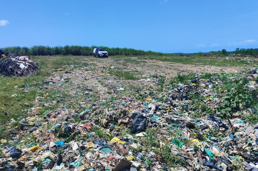 IMA multa Prefeitura de São Luís do Quitunde por descarte irregular de lixo em dois pontos da cidade