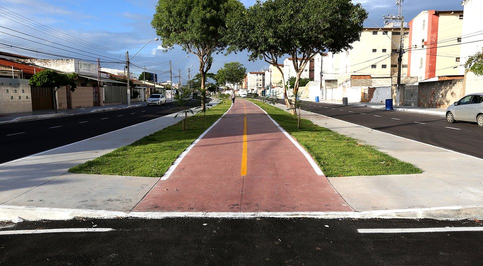 ARACAJU AVENIDA CANAL AUGUSTO FRANCO / Foto: André Moreira/PMA