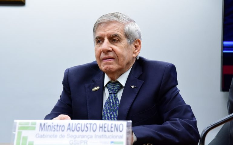 CPMI do 8 de Janeiro ouve general Augusto Heleno e condenado por colocar bomba perto de aeroporto em Brasília