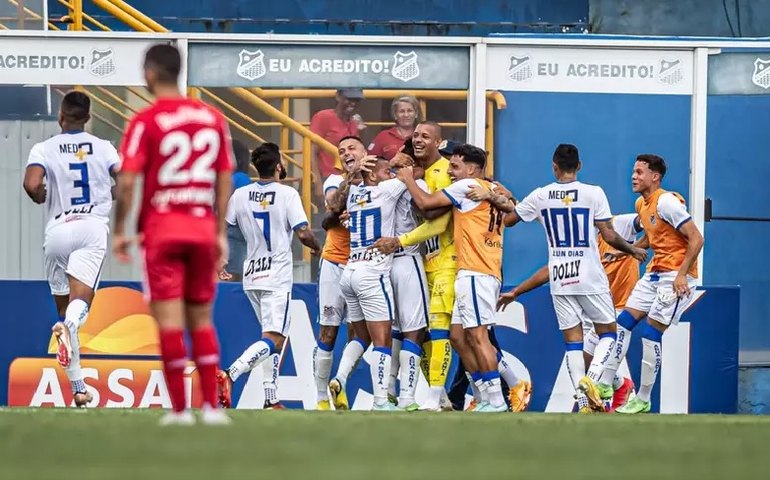 Água Santa vence o Red Bull Bragantino e se mantém no topo do Grupo B