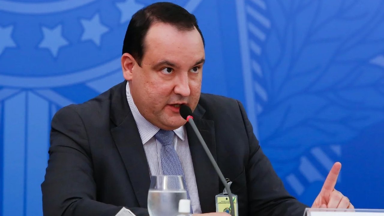 Presidente da Funai deixa evento em Madri ao ser chamado de Miliciano