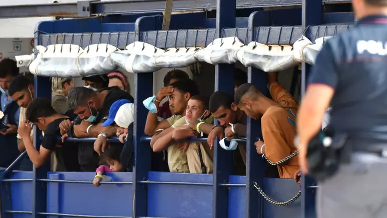 Holanda é 6º país a anunciar transferência de solicitantes de refúgio à Itália