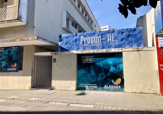 Procon Alagoas orienta consumidores para compras seguras no período natalino