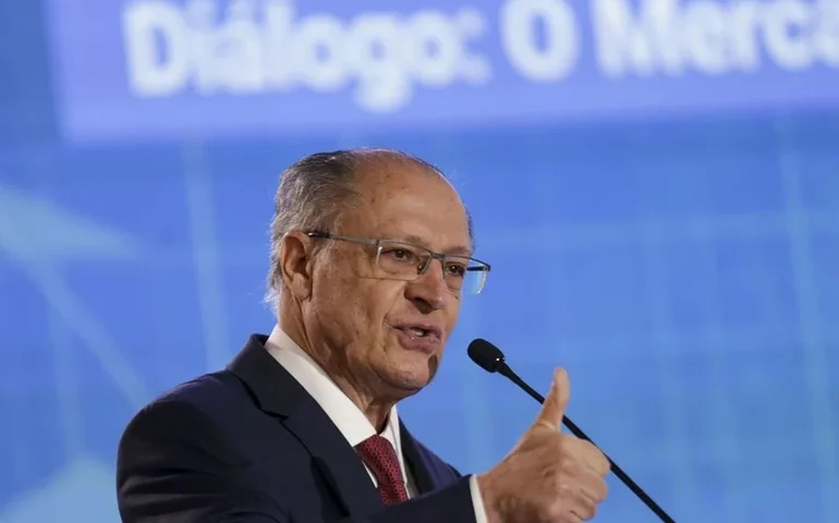 Estamos otimistas com negociações com Trump, diz Alckmin em entrevista