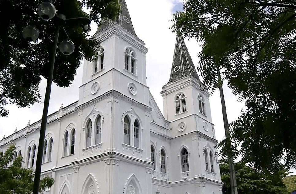 Mulher usa nome de religiosa para invadir e roubar casas, alerta Arquidiocese de Aracaju