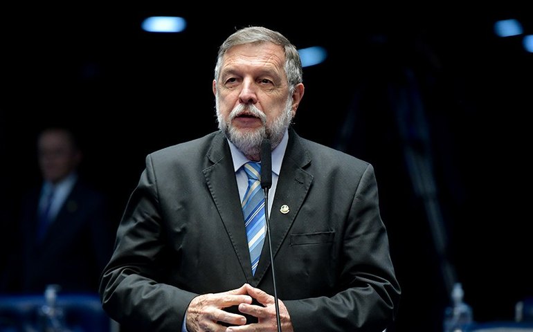 Maio Roxo: projeto formaliza campanha sobre doenças intestinais