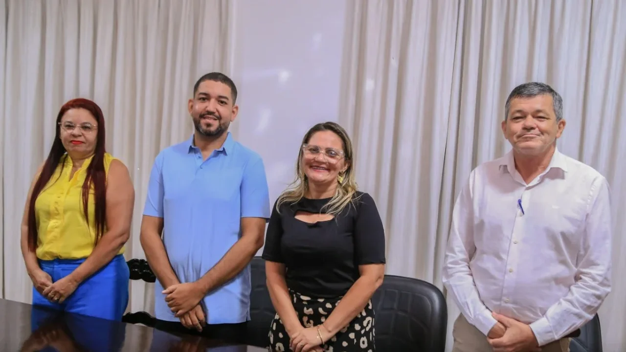Nova diretoria do Conselho Municipal dos Direitos da Criança e do Adolescente de Penedo toma posse