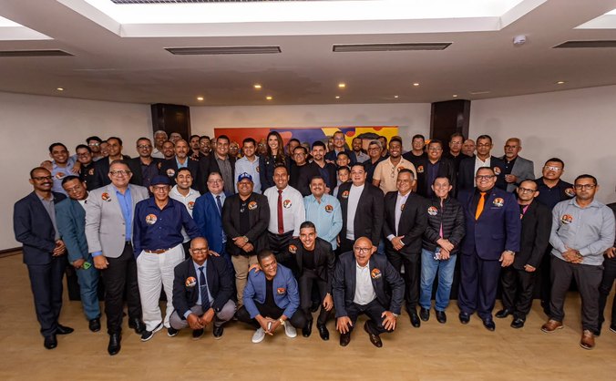 Ao lado de pastores, esposas e representantes cristãos, Marina defendeu a escuta e o diálogo como caminhos para fortalecer ações voltadas às comunidades