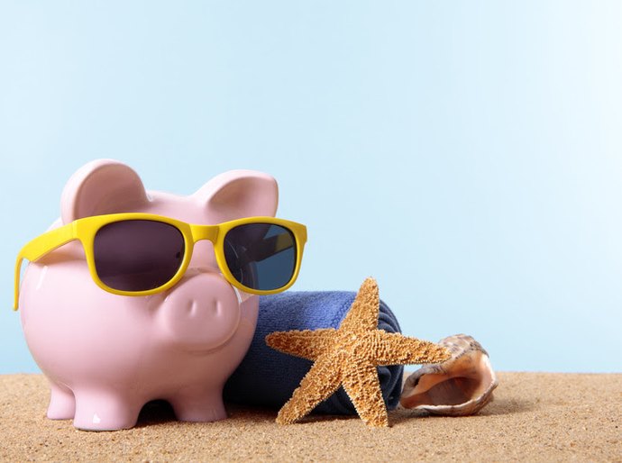 Feriados prolongados pressionam o orçamento e exigem planejamento financeiro