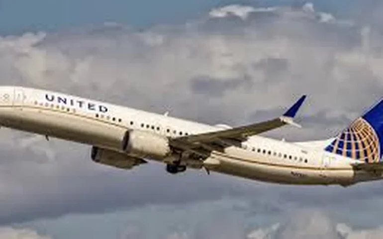 Voos da United Airlines são cancelados nos EUA devido a problema tecnológico
