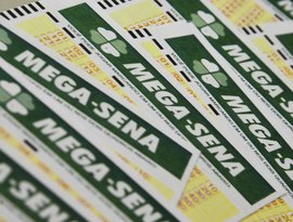 Nenhuma aposta acerta a Mega-Sena e prêmio acumula para R$ 116 milhões
