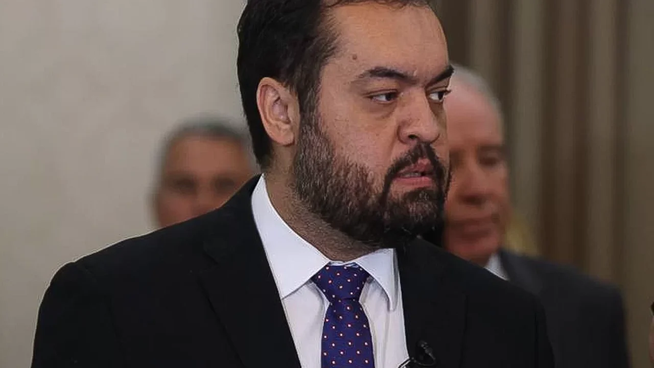 Castro visitou casa de dono do Master após primeiros aportes do Rioprevidência