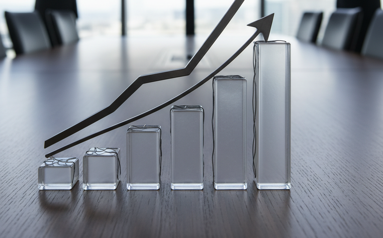 Taxas de juros sobem após IPCA-15 em linha e eleições no radar