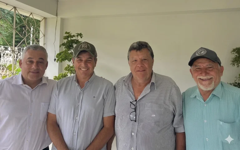 União e paz entre James e Val Gaia abre caminho para candidatura já em outubro