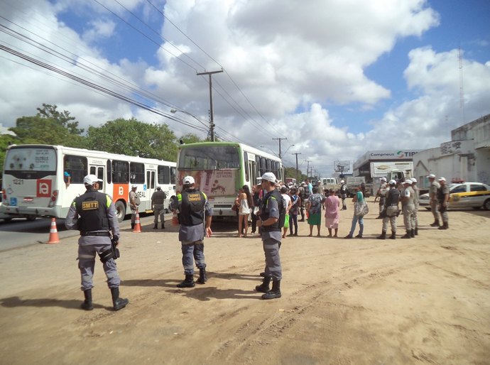 Segurança: SMTT e PM iniciam operação em coletivos