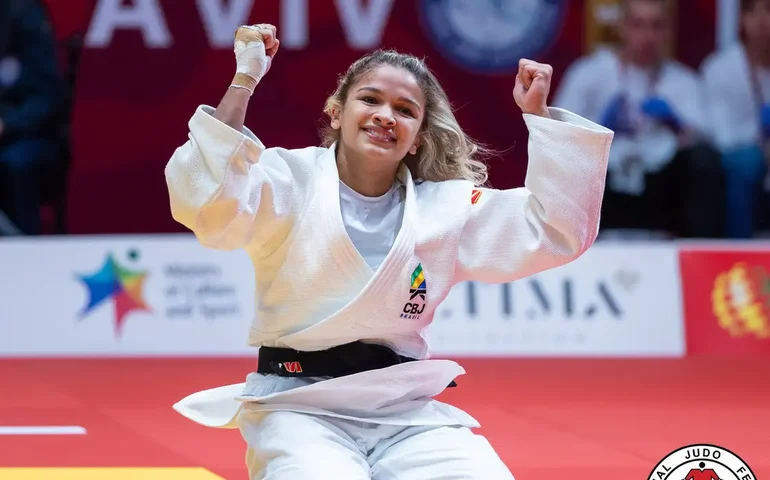 Larissa Pimenta leva 1º ouro do judô brasileiro em 2024 no Grand Prix da Áustria
