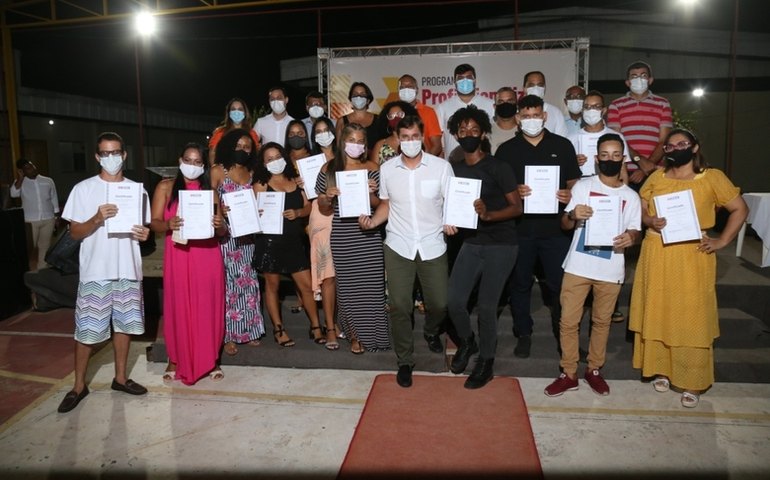 &#8220;Profissionaliza Marechal&#8221; forma mais 90 deodorenses em cursos técnicos na área da Industria e do Plástico