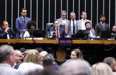 Aprovação da PEC do fim da escala 6x1 acende alerta para empresas sobre adaptação trabalhista