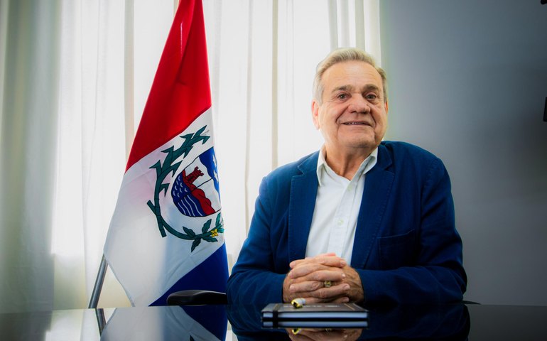 O tempo de Ronaldo Lessa