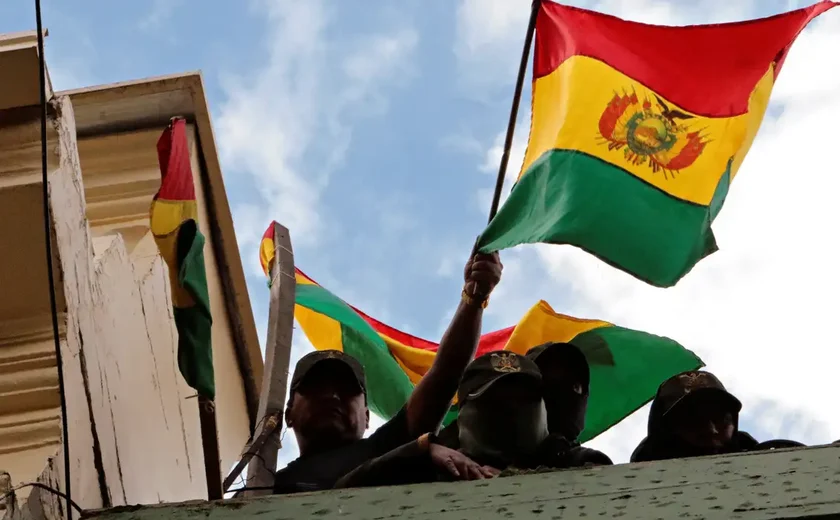 Bolivianos vão às urnas hoje para escolher próximo presidente