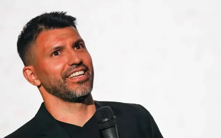 Aguero rompe tendão de Aquiles em jogo do Independiente Sênior e passará por cirurgia